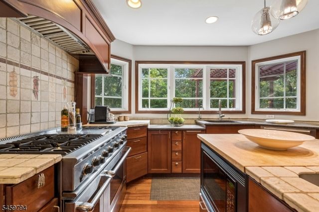 510 Openaki Rd, Denville Twp., NJ 07834