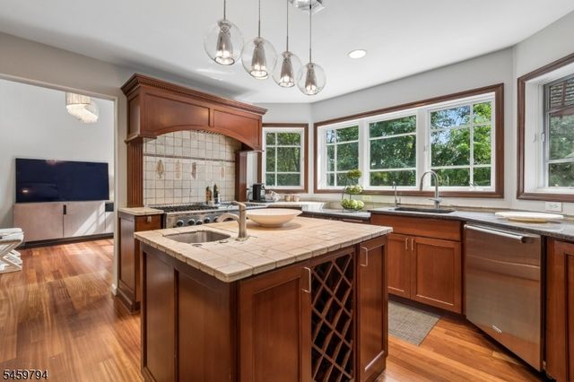 510 Openaki Rd, Denville Twp., NJ 07834