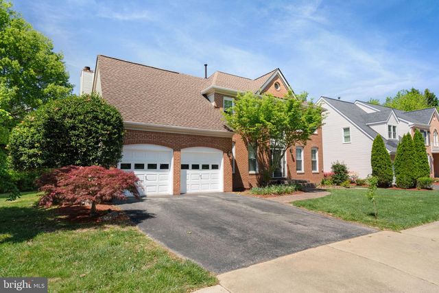 7616 SEABROOK LN, Springfield, VA 22153