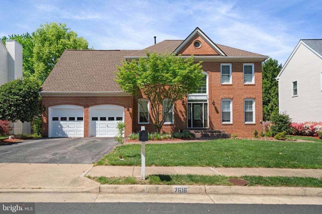 7616 SEABROOK LN, Springfield, VA 22153