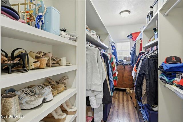 451 Fox Bay Drive, Brandon, MS 39047