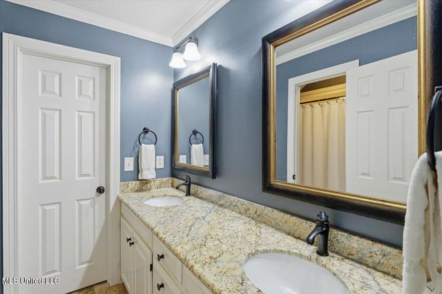 451 Fox Bay Drive, Brandon, MS 39047