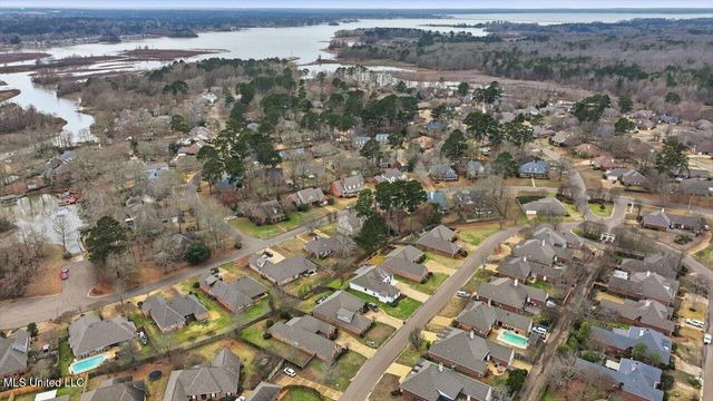 451 Fox Bay Drive, Brandon, MS 39047