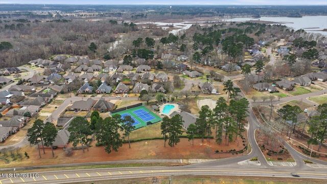 451 Fox Bay Drive, Brandon, MS 39047