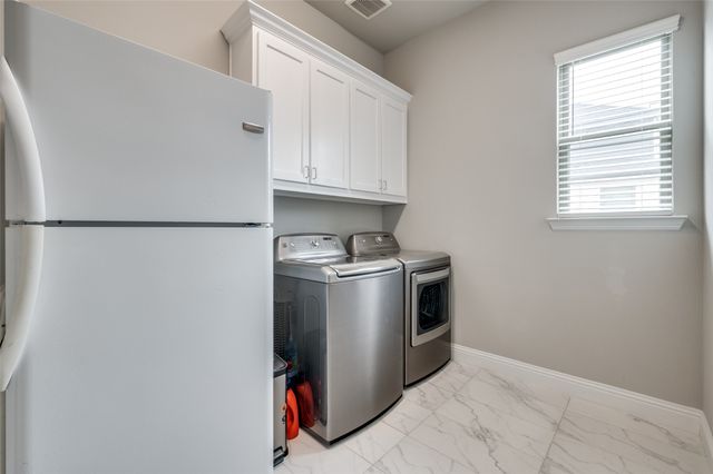 9767 Maple Hill Lane, Frisco, TX 75035