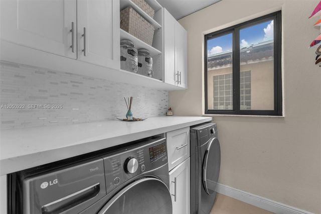 15454 SW 41st Terrace, Miami, FL 33185