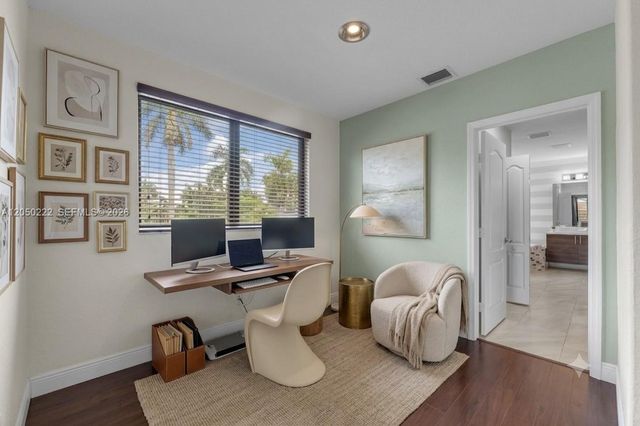15454 SW 41st Terrace, Miami, FL 33185