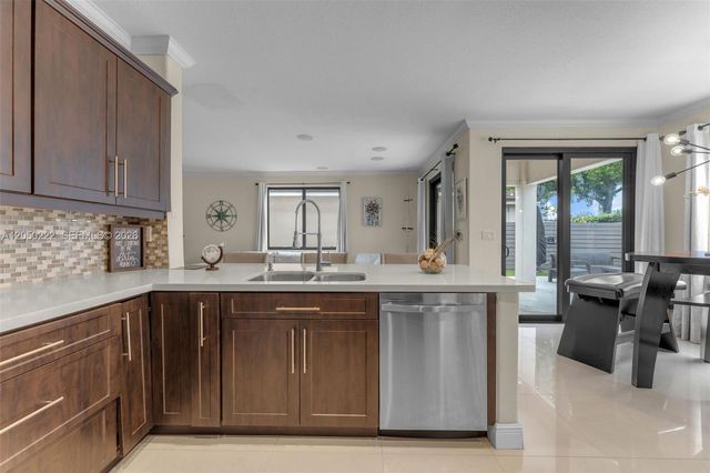 15454 SW 41st Terrace, Miami, FL 33185