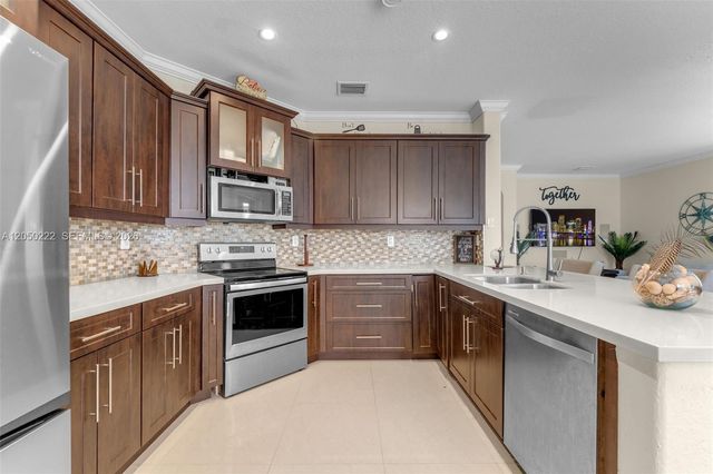 15454 SW 41st Terrace, Miami, FL 33185