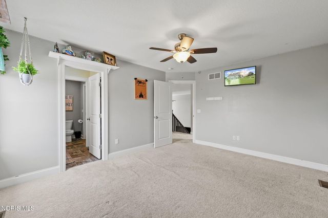 6137 Old Stone Trail, Curtice, OH 43412