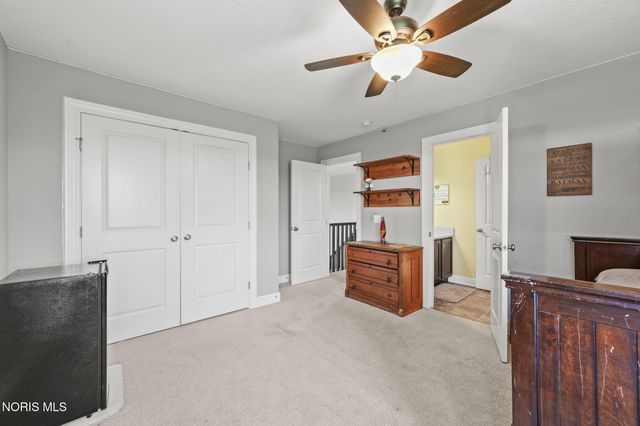 6137 Old Stone Trail, Curtice, OH 43412
