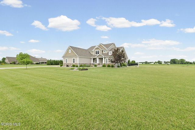 6137 Old Stone Trail, Curtice, OH 43412