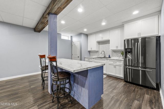 6137 Old Stone Trail, Curtice, OH 43412