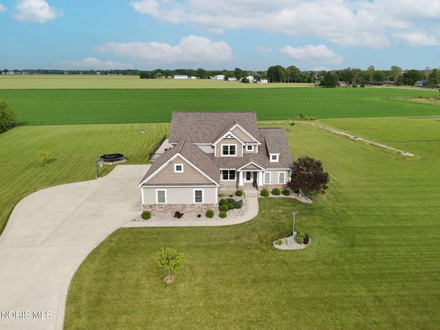 6137 Old Stone Trail, Curtice, OH 43412