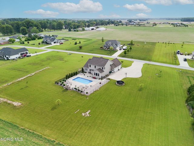 6137 Old Stone Trail, Curtice, OH 43412