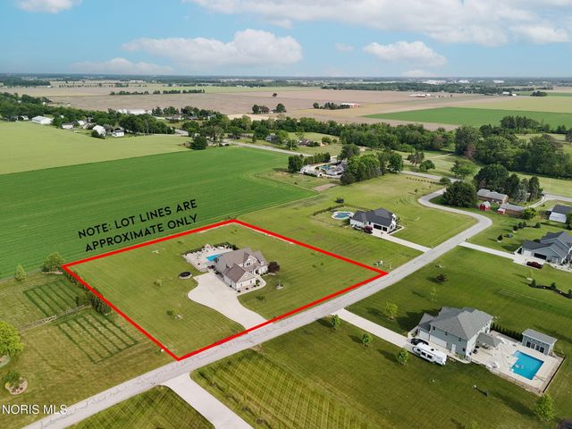 6137 Old Stone Trail, Curtice, OH 43412