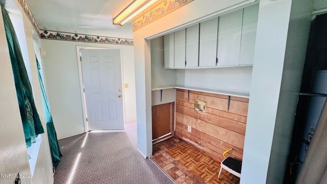 907 Garnet Court, Carson City, NV 89705