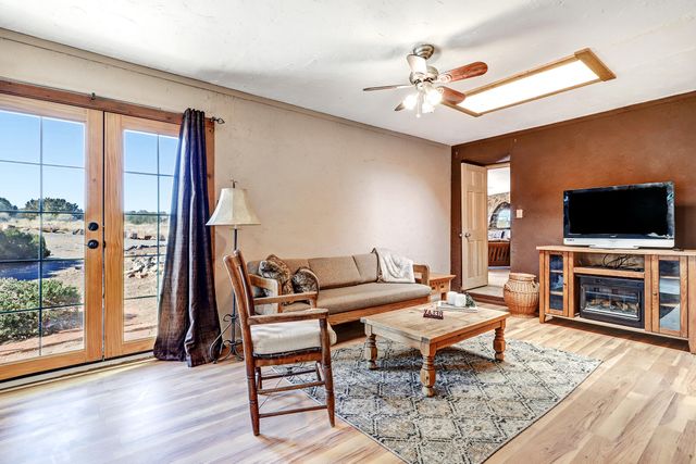 25 Placitas West Road, Placitas, NM 87043