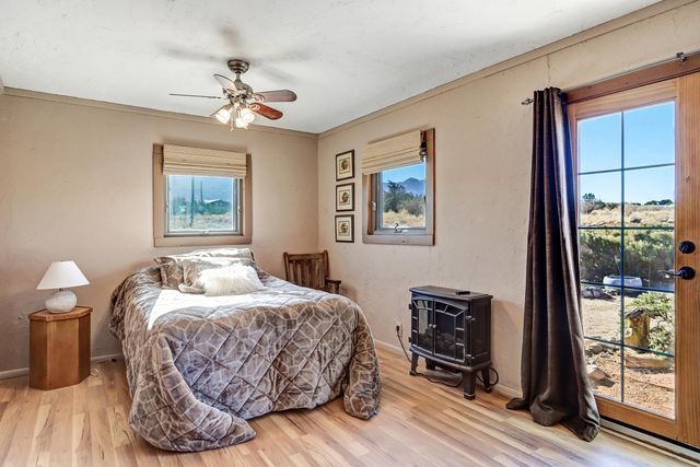 25 Placitas West Road, Placitas, NM 87043