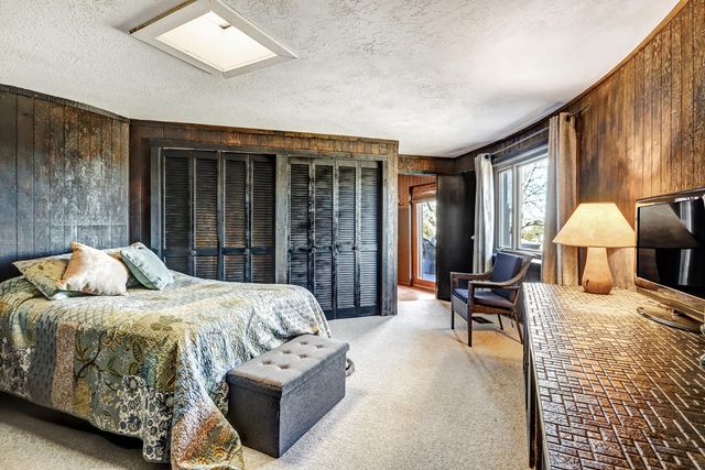 25 Placitas West Road, Placitas, NM 87043