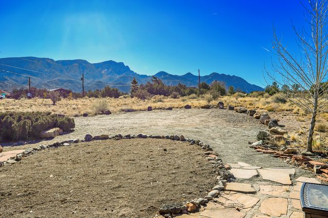 25 Placitas West Road, Placitas, NM 87043