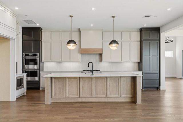 825 Stable Sands Way, League City, TX 77573
