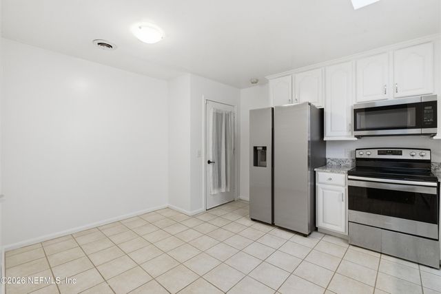 3452 KILLARNEY Drive, Jacksonville, FL 32216