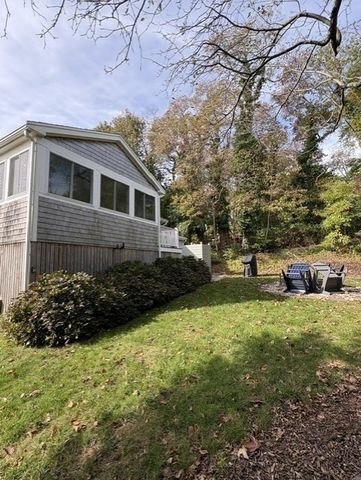 36 Barnstable Rd, Hull, MA 02045