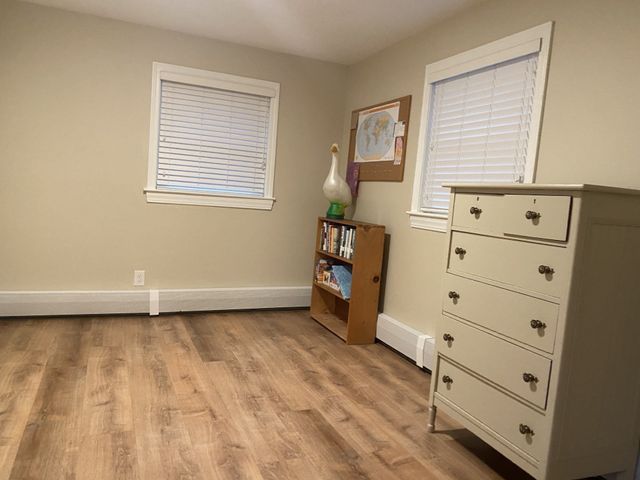 36 Barnstable Rd, Hull, MA 02045
