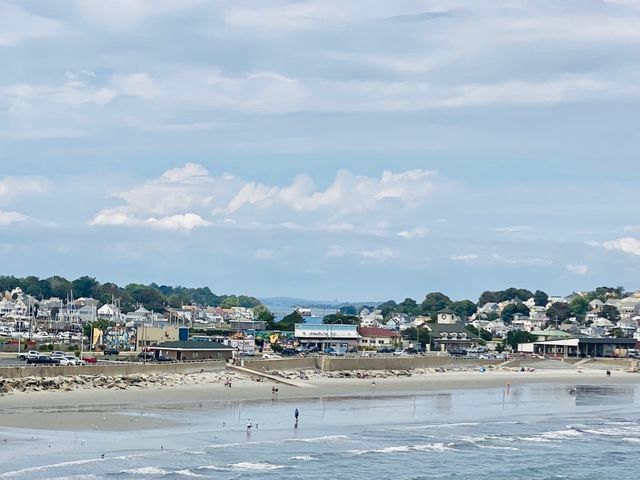 36 Barnstable Rd, Hull, MA 02045