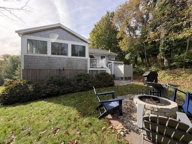 36 Barnstable Rd, Hull, MA 02045