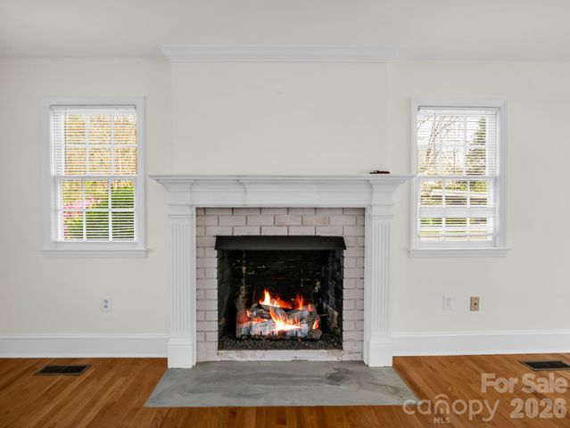 212 Vance Avenue, Black Mountain, NC 28711