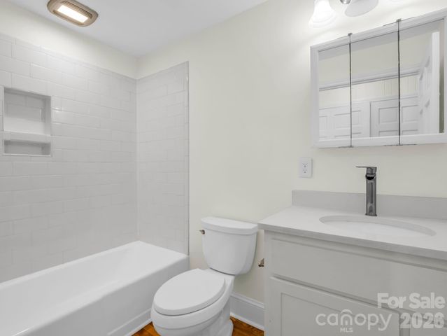 212 Vance Avenue, Black Mountain, NC 28711