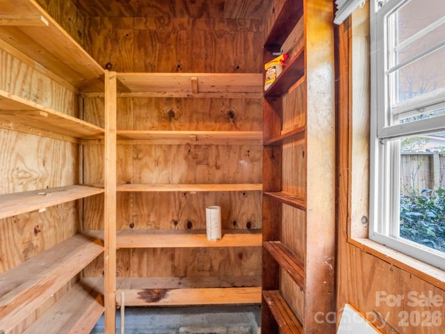 212 Vance Avenue, Black Mountain, NC 28711