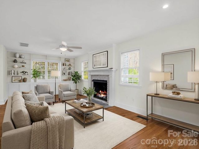 212 Vance Avenue, Black Mountain, NC 28711