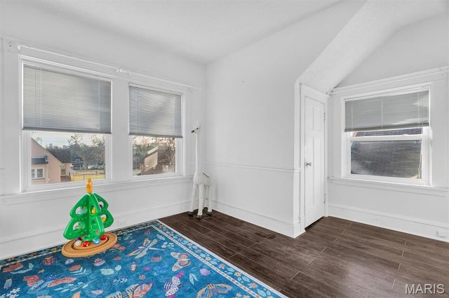 8103 Madison Avenue, St Louis, MO 63114