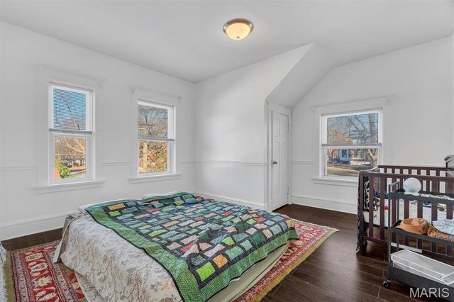 8103 Madison Avenue, St Louis, MO 63114