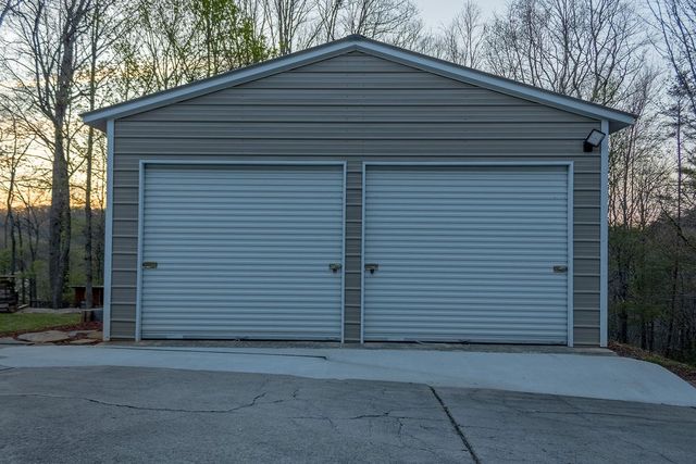 141 Chambers Mtn, Mineral Bluff, GA 30559