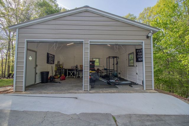 141 Chambers Mtn, Mineral Bluff, GA 30559
