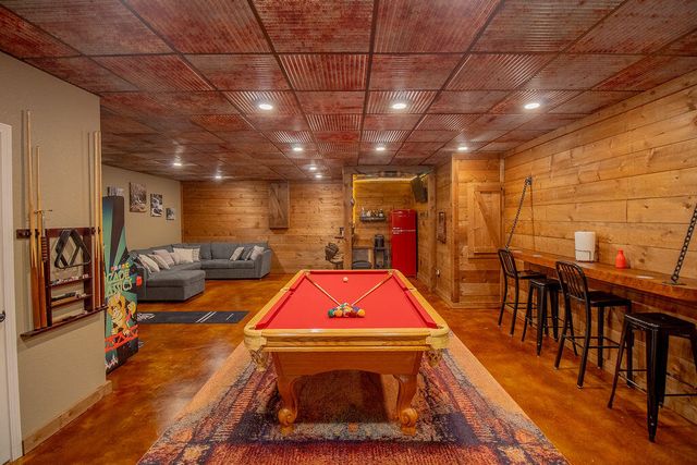 141 Chambers Mtn, Mineral Bluff, GA 30559