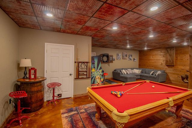 141 Chambers Mtn, Mineral Bluff, GA 30559