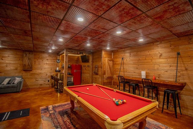 141 Chambers Mtn, Mineral Bluff, GA 30559