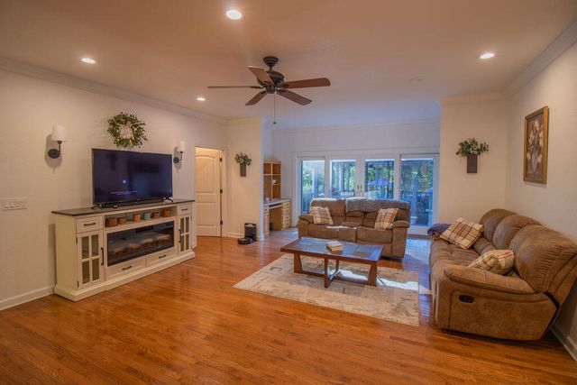 141 Chambers Mtn, Mineral Bluff, GA 30559
