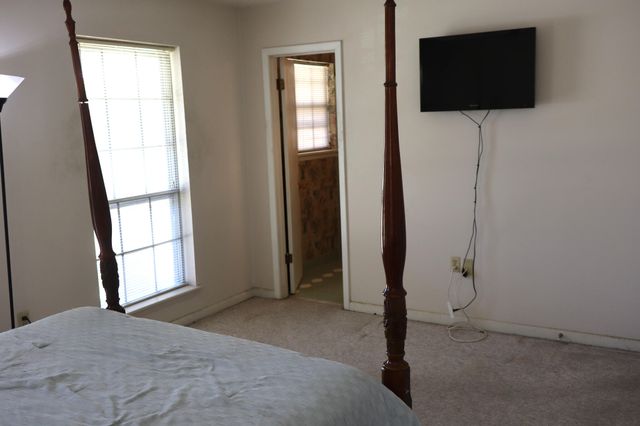 907 N 34th Ave., Hattiesburg, MS 39401