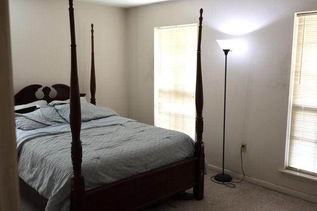 907 N 34th Ave., Hattiesburg, MS 39401