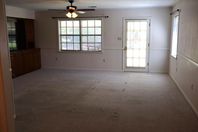 907 N 34th Ave., Hattiesburg, MS 39401