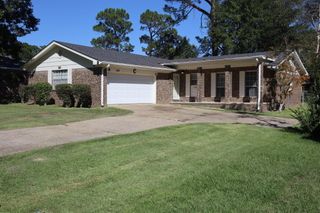 907 N 34th Ave., Hattiesburg, MS 39401