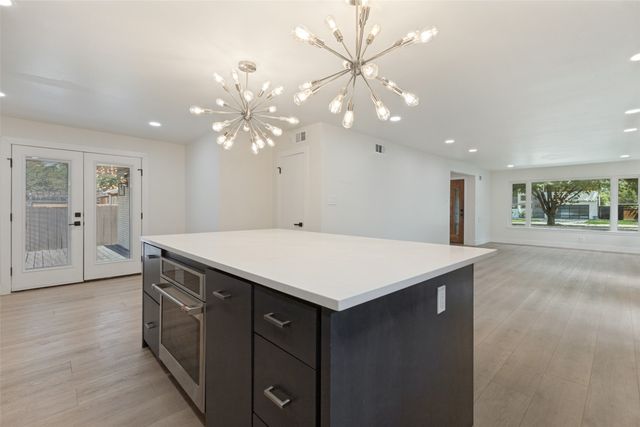 7219 E Mockingbird Lane, Dallas, TX 75214