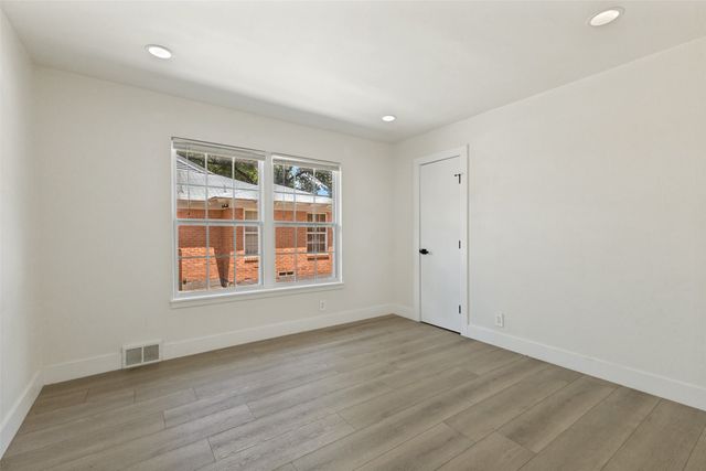7219 E Mockingbird Lane, Dallas, TX 75214