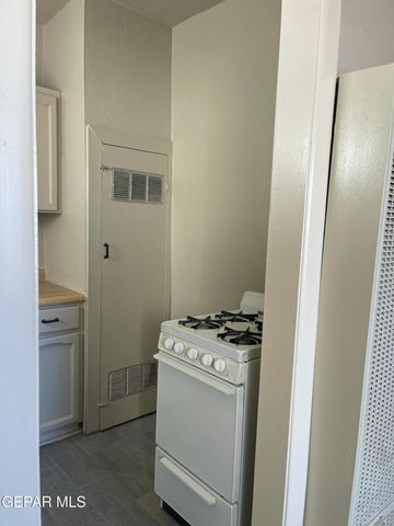 705 N St. Vrain Street 9, El Paso, TX 79902